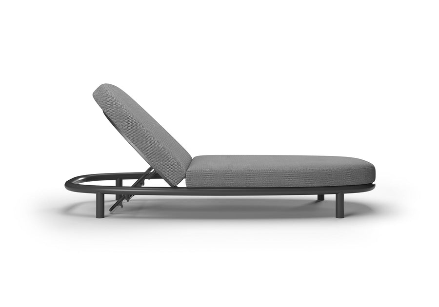 LORVAIN-nightfall SUN LOUNGER
